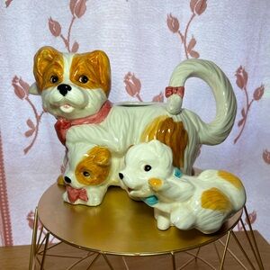 Vintage dog teapot